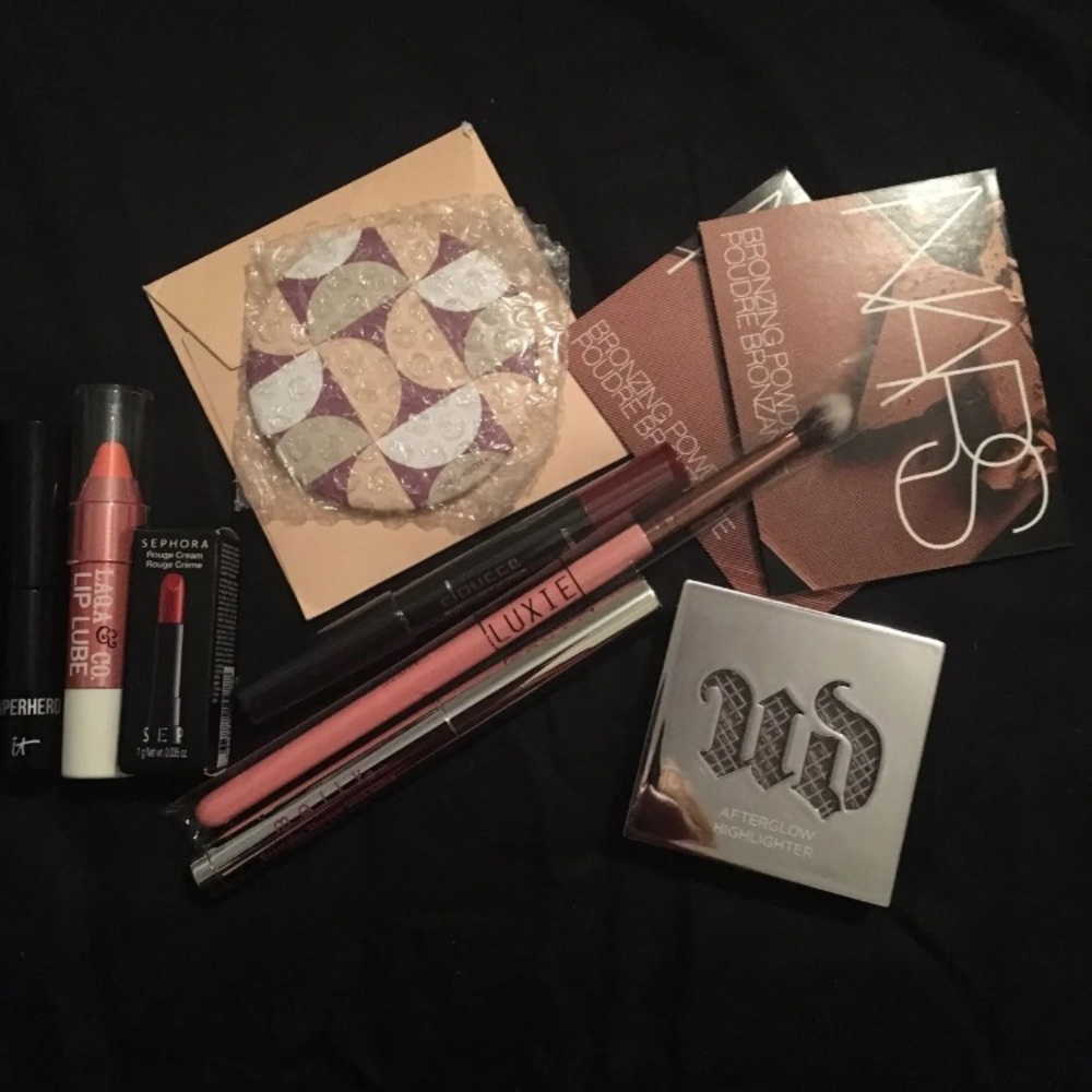 Brand New High End make up Lot